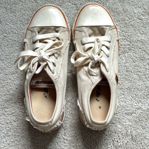Heely’s Burlap Canvas Sneakers - Picture 7 of 12